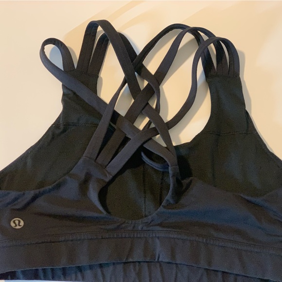 Lulu lemon sports bra - Picture 2 of 2